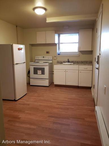 Main picture of 2314 Broadway Ave