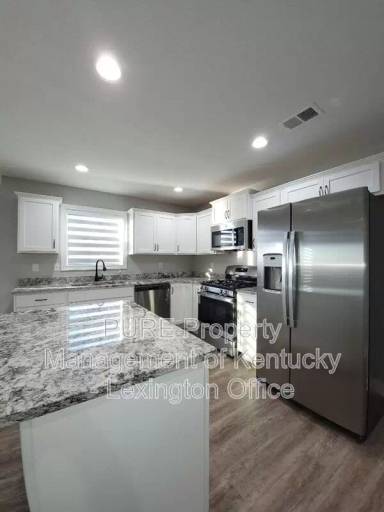 Main picture of 521 Sapphire Dr