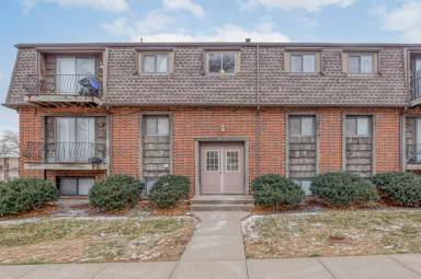 Main picture of 5605 W 58th St