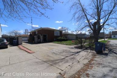 Main picture of 1981 Wallace St