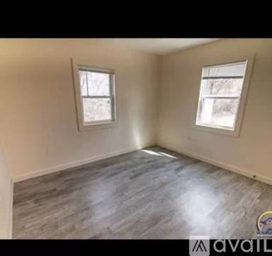 Main picture of 501 SE 35th Ter