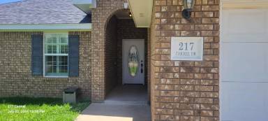 Main picture of 217 Carmel Ln