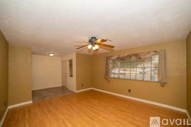 Main picture of 2551 S 31st Dr