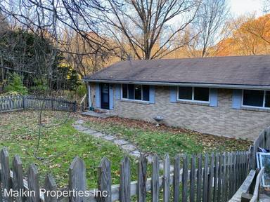 Main picture of 3310 New England Rd