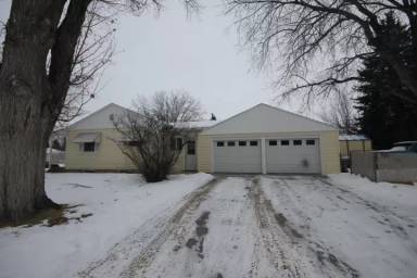 Main picture of 2900 6th Ave S