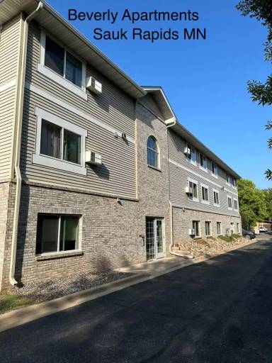 Main picture of 1131 1st Ave N