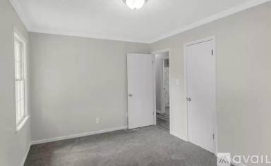 Main picture of 2545 Ridgecrest Dr NW
