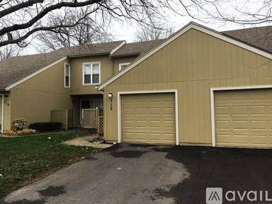 Main picture of 712 E 122nd St