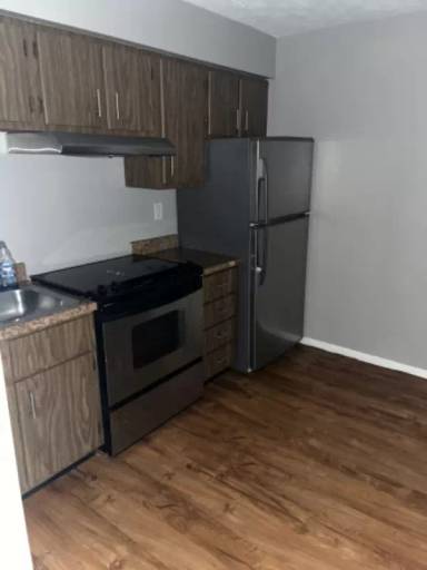 Main picture of 1216 E Dorothy Ln