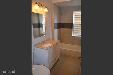 Main picture of 306 N Shaffer St
