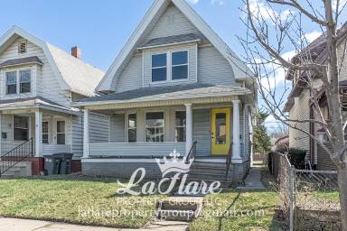 Main picture of 631 Clark St