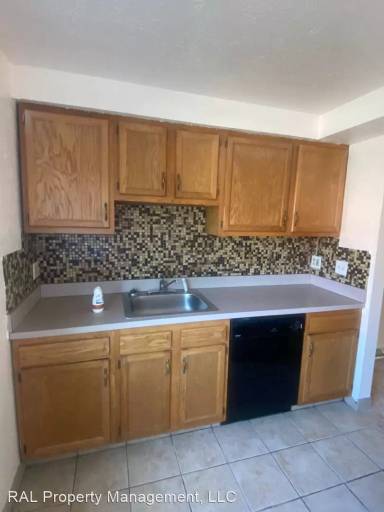 Main picture of 23824 Banbury Cir