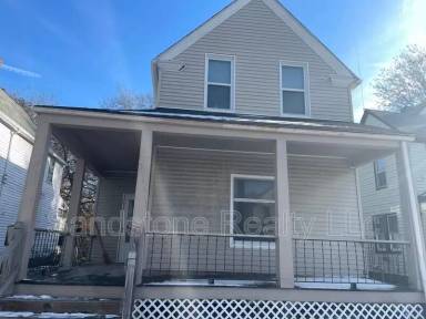 Main picture of 3155 W 84th St
