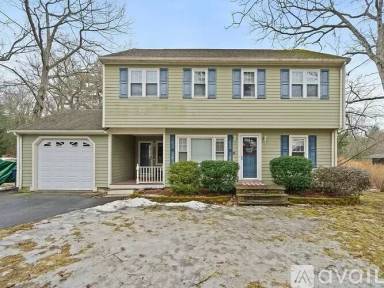 Main picture of 13 Walnut St