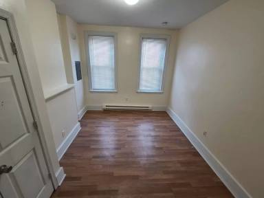 Main picture of 517 N 38th St
