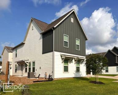 Main picture of 348 Huisache St