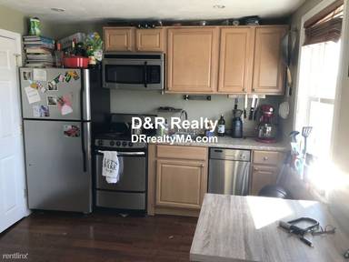Main picture of 735 Somerville Ave