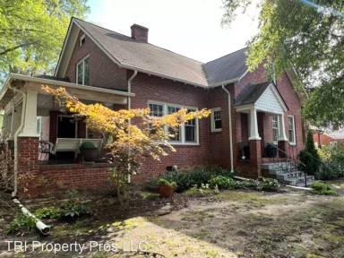 Main picture of 2301 Walker Ave