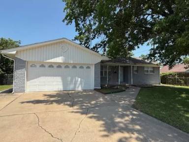 Main picture of 8281 E 33rd Pl