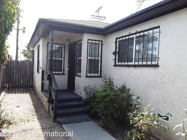 Main picture of 724 W 80th St