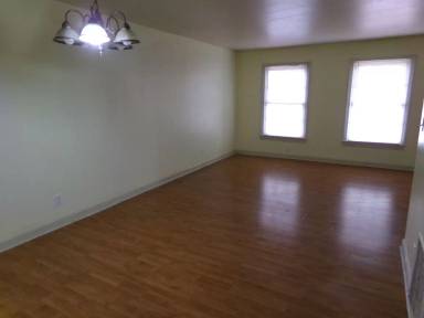 Main picture of 2811 Tully Sq