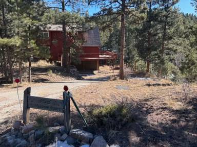 Main picture of 353 Hi Meadow Dr