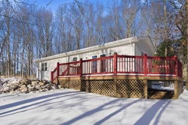Main picture of 894 Ella Ln