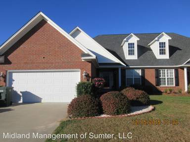 Main picture of 590 Brushwood Dr