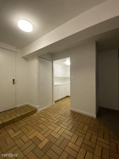 Main picture of 33 Gold Street Apartments