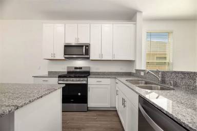 Main picture of 241 Seven Pines Dr