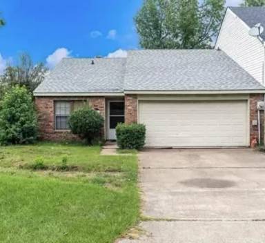 Main picture of 2814 Birch Dr