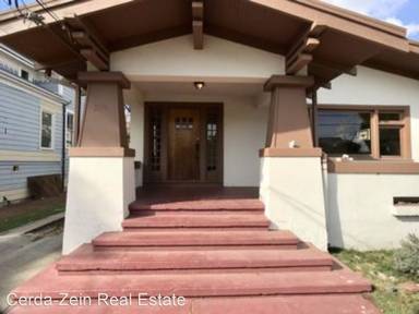 Main picture of 1179 Regent St