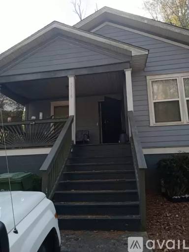 Main picture of 3032 1st Ave SW