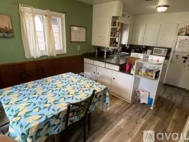 Main picture of 1426 Vine St