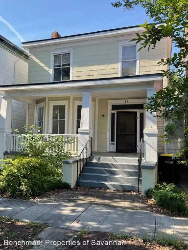 Main picture of 21 Brady St