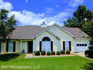 Main picture of 1086 Birch Cir
