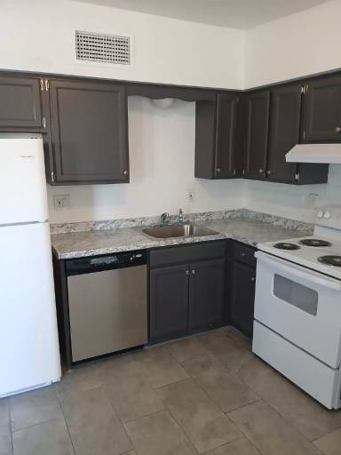 Main picture of 115 E Navajo Rd