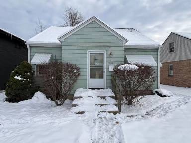 Main picture of 4548 N 76th St
