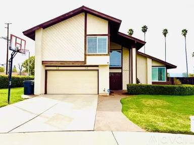 Main picture of 15 Amber Ct