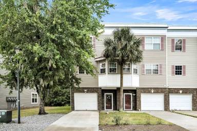 Main picture of 4668 Palm View Cir