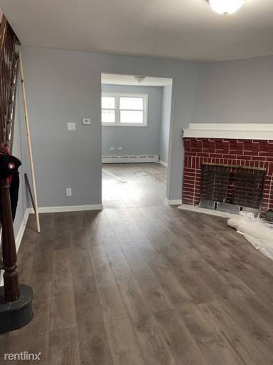 Main picture of 7102 Radbourne Rd
