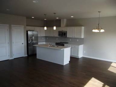 Main picture of 619 S 15th St