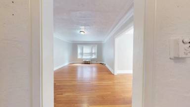Main picture of 2729 Euclid Heights Blvd