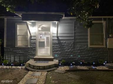 Main picture of 7036 Mount St