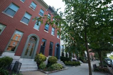 Main picture of 1706 Bolton St