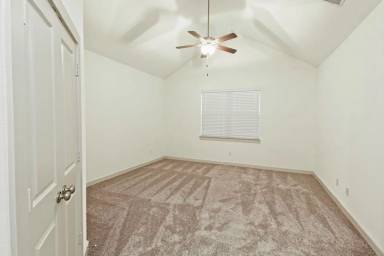 Main picture of 3921 Crown Ave