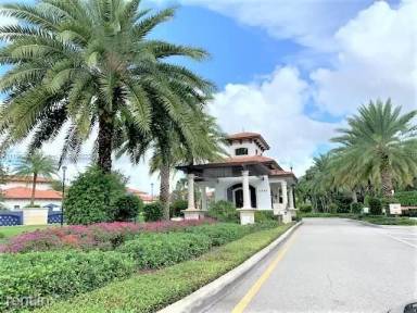 Main picture of 11702 SW 13th Ct