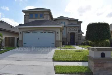Main picture of 4003 Revilla St