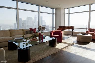 Main picture of Halsted Flats
