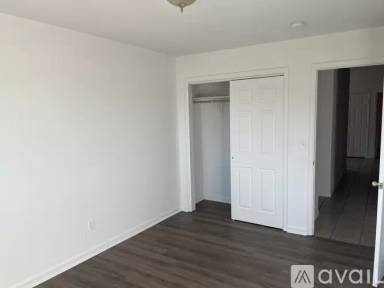 Main picture of 214 W Harmony Dr
